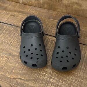 Unisex Black Crocs kids size 2